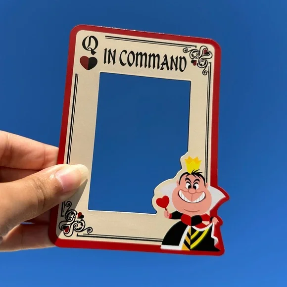 NWT - Alice in Wonderland Magnet Picture Frame - Picture 3 of 4